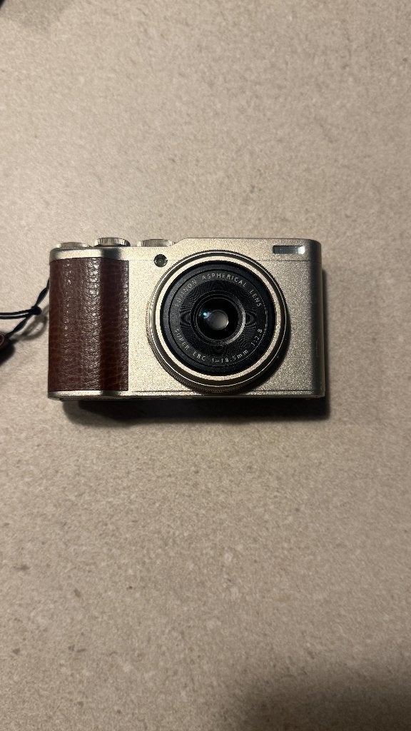 fuji xf10, Gebruikt, Ophalen of Verzenden, Fujifilm, Compactcamera