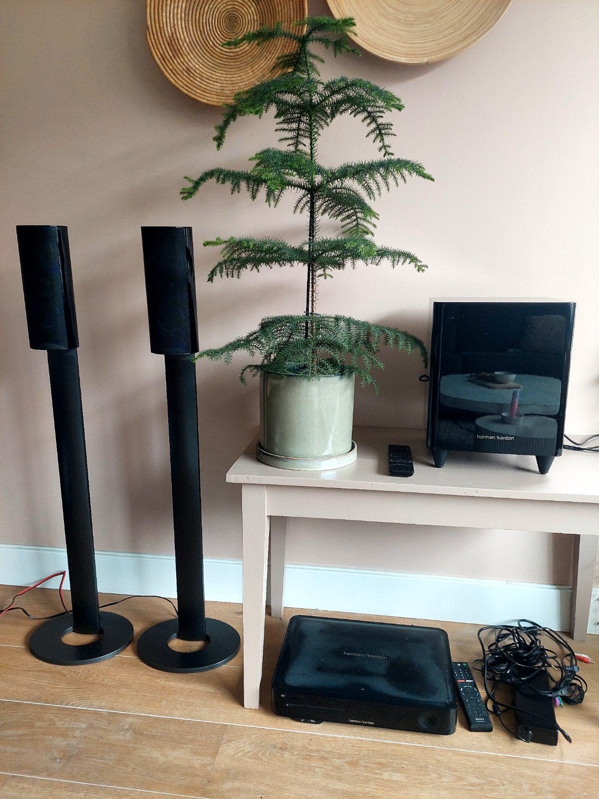 Harman Kardon Home Cinema Set met Subwoofer en Speakers, Gebruikt, 2.1-systeem, Blu-ray-speler, 70 watt of meer