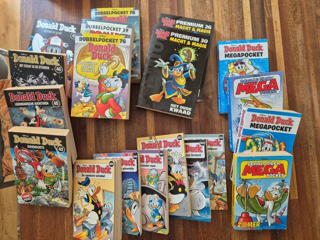 Grote collectie (19) Donald Duck pockets en megazomer, Boeken, Stripboeken, Meerdere stripboeken, Ophalen of Verzenden, Gelezen