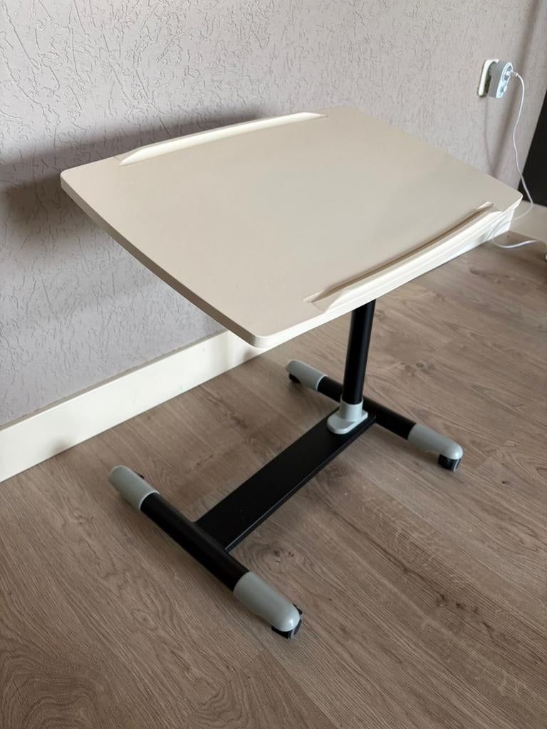 Laptoptafeltje, Ophalen
