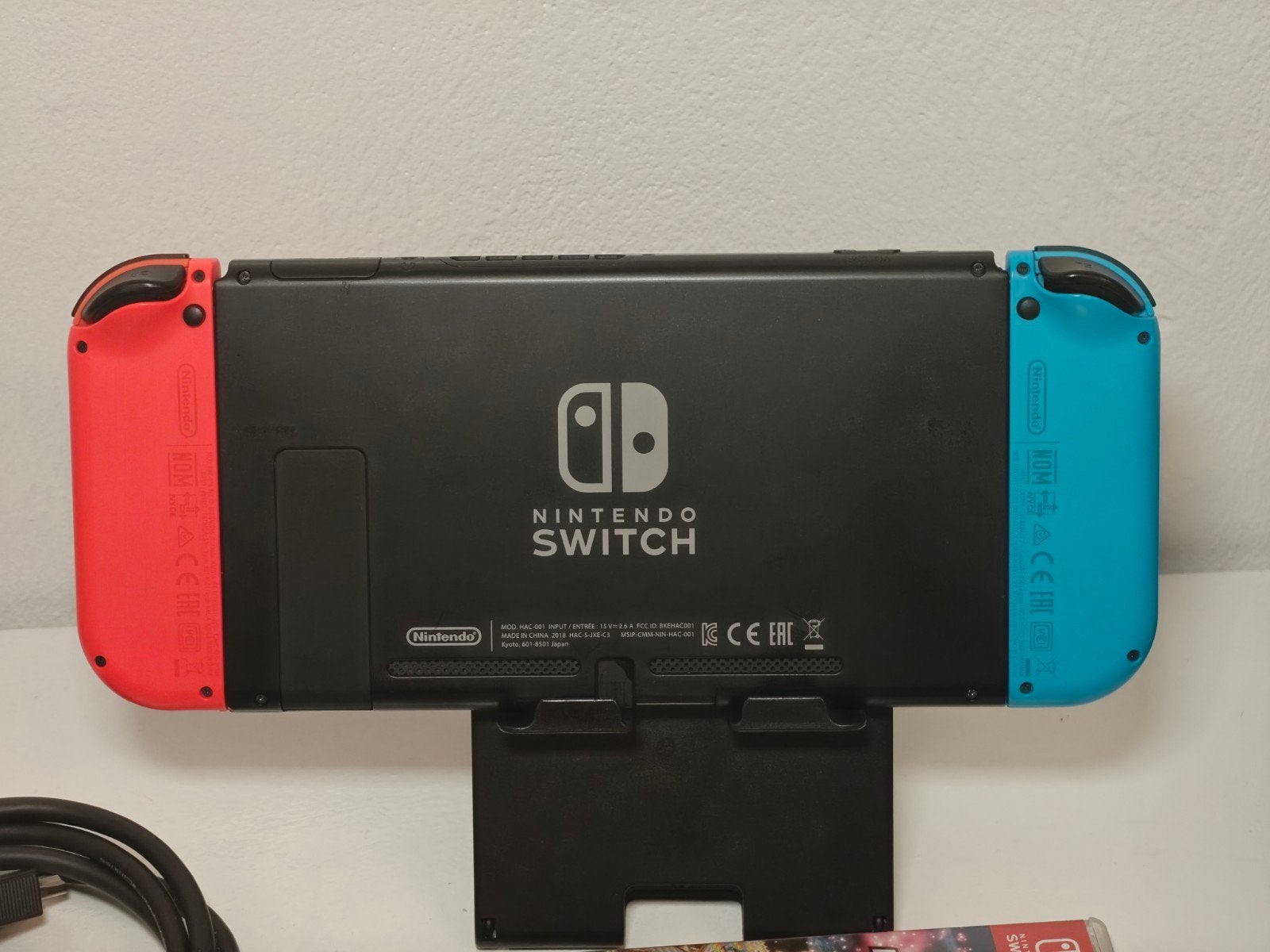 Foto 3 van Nintendo Switch met Mario Kart 8 Deluxe
