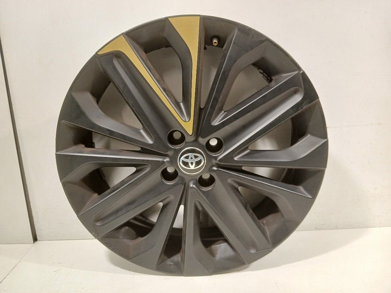 Velg Toyota Aygo, Van der Ven Autorecycling B.V., Gebruikt, Ettenseweg 76, 4706 PB Roosendaal, The Netherlands, Ophalen of Verzenden