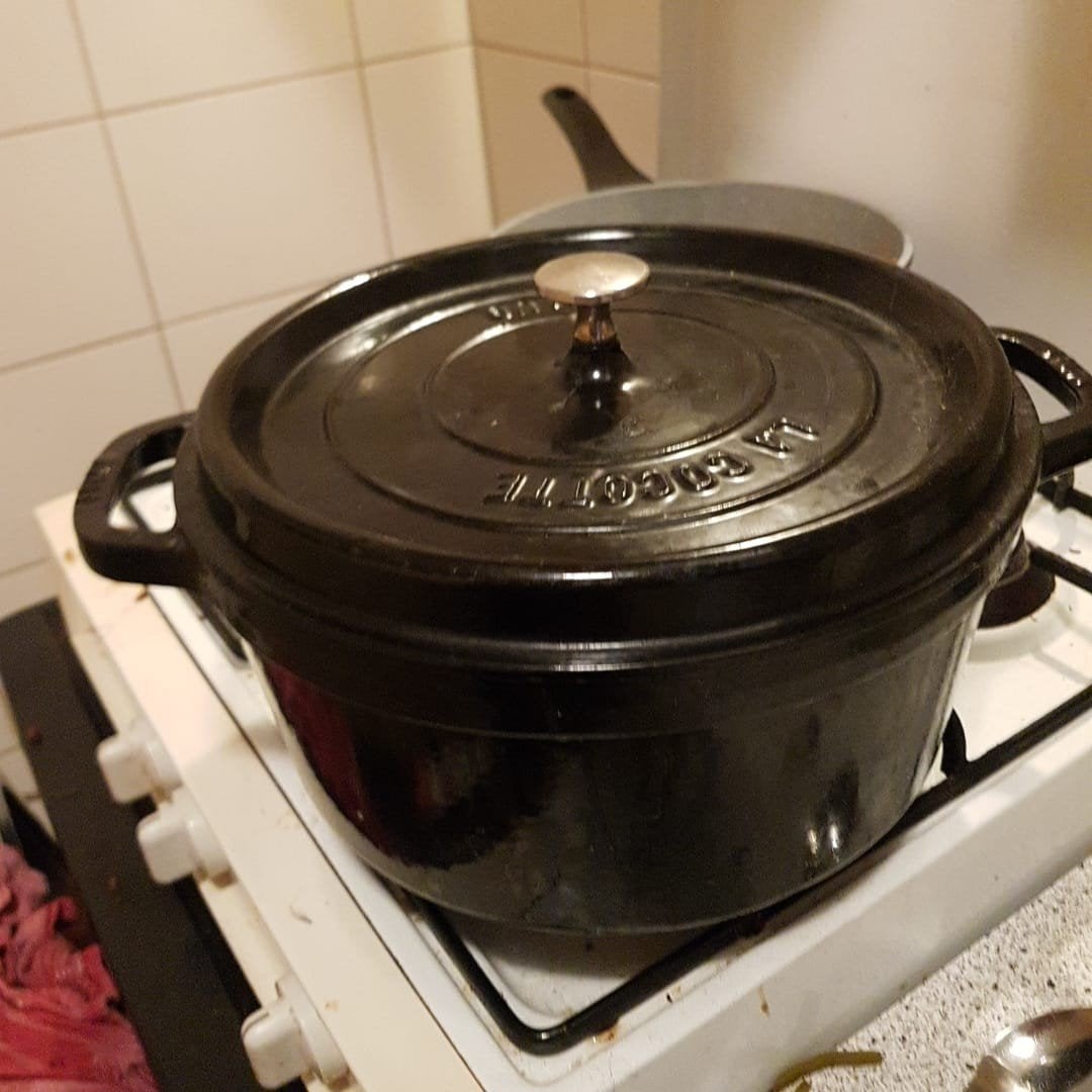 Gietijzeren pan la cocotte, 28cm zwart, Ophalen of Verzenden, Zo goed als nieuw, Gietijzer, Koekenpan of Braadpan