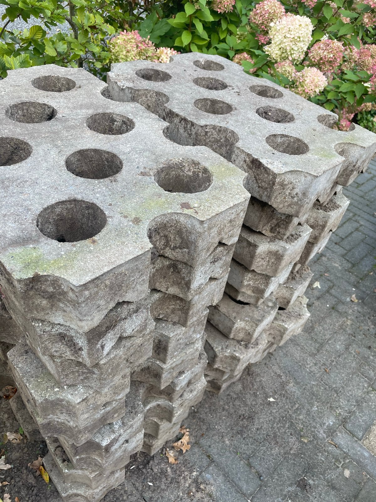 Grastegels - Gebruikt aantal 14 stuks, Tuin en Terras, Ophalen, Overige materialen, Gebruikt, Overige typen