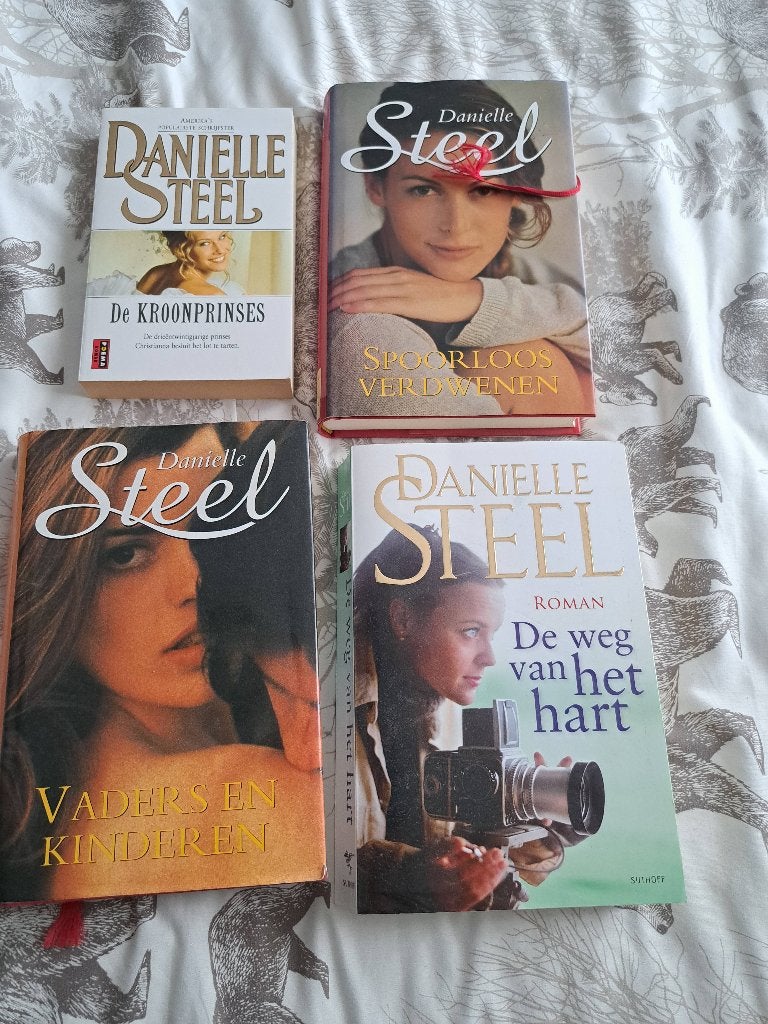 Danielle Steel boeken, Ophalen, Zo goed als nieuw, Danielle Steel, Nederland