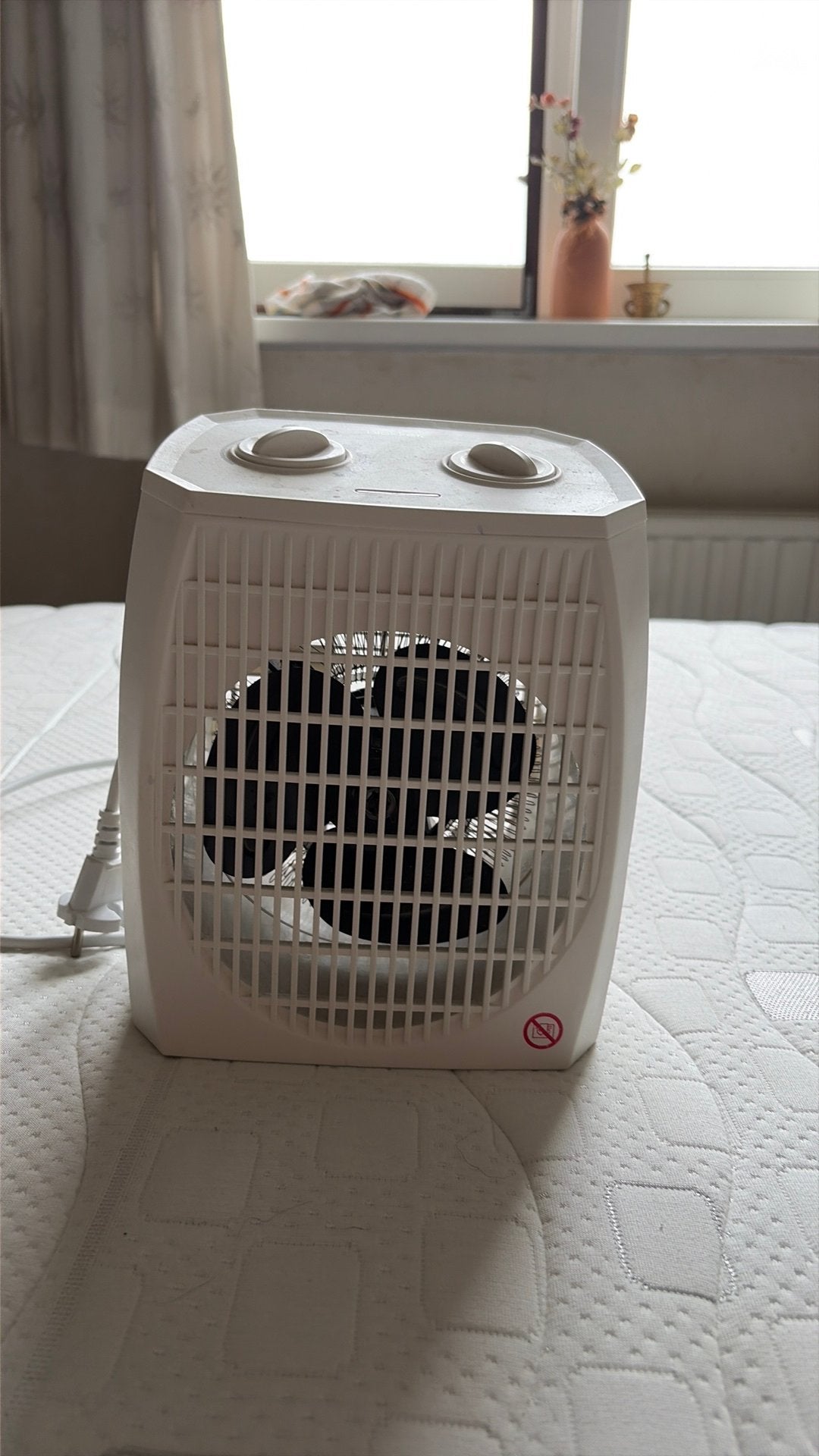 Goed werkend badkamerkacheltje, Huis en Inrichting, Kachels, Ophalen of Verzenden, Elektrisch, Overige soorten
