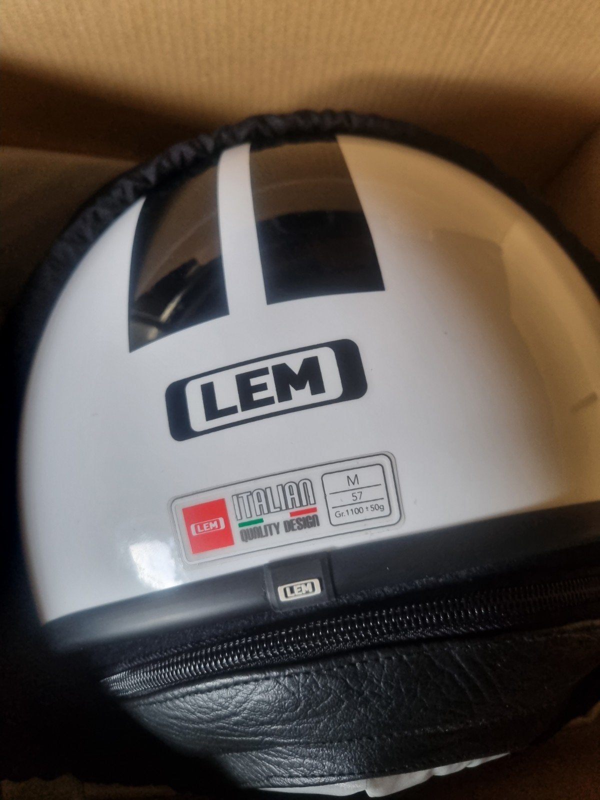 LEM helmen, Ophalen
