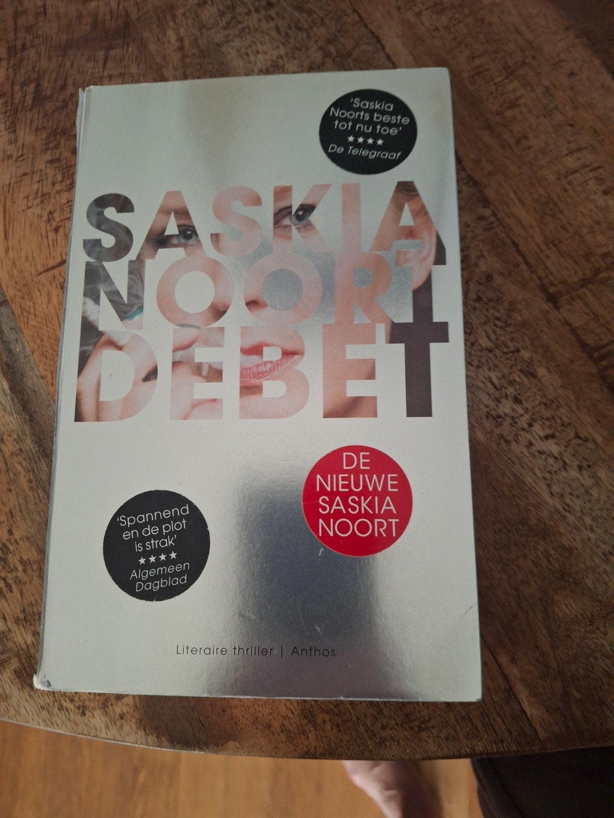 Saskia Noort Debet - Literaire thriller, Ophalen of Verzenden, Gelezen, Saskia Noort, Nederland