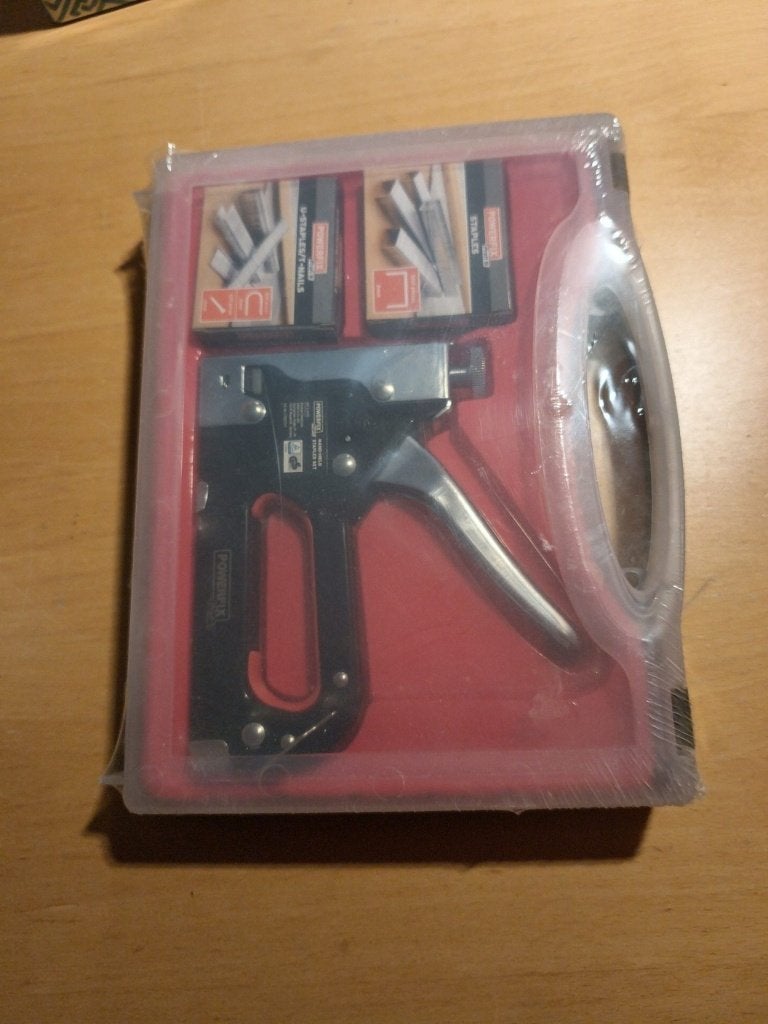 Powerfix handtacker nietpistool met nietjes in koffer, Ophalen of Verzenden, Nieuw, Tacker/nietmachine, Overige merken