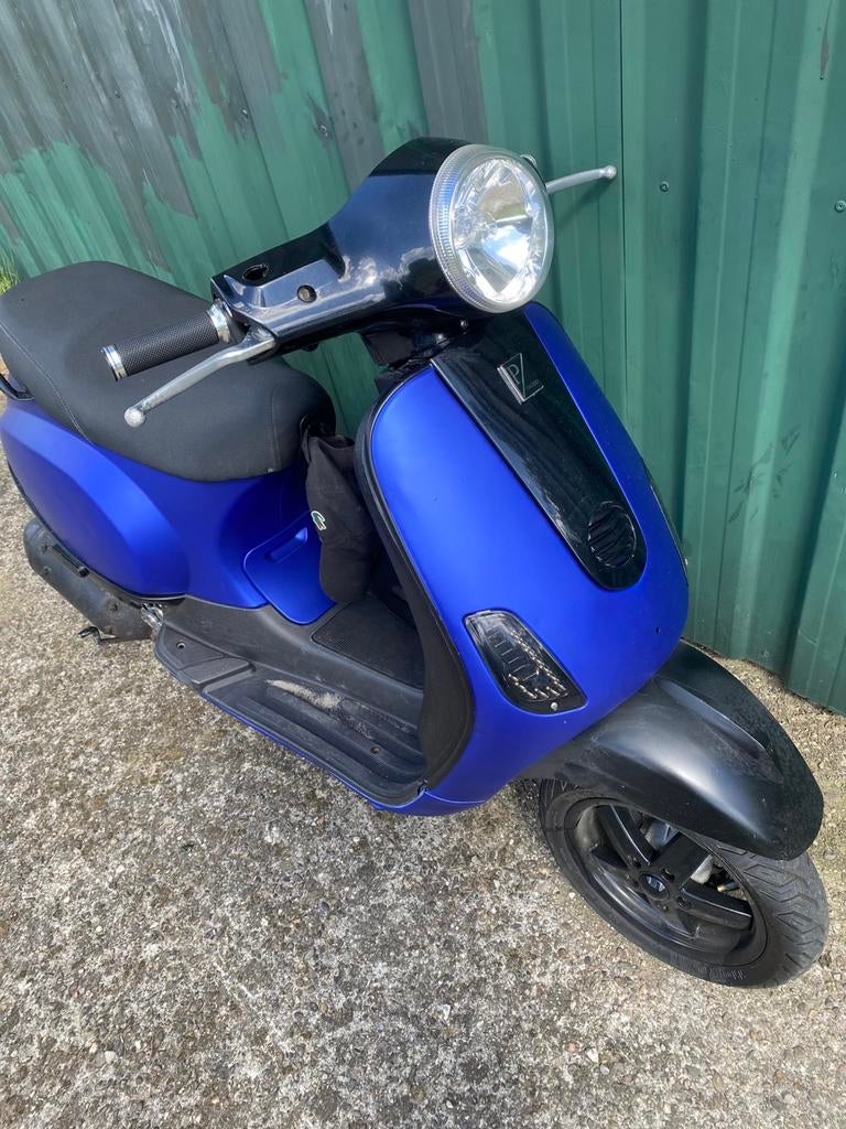 Vespa s/lx 125, Ophalen, Zo goed als nieuw, Benzine