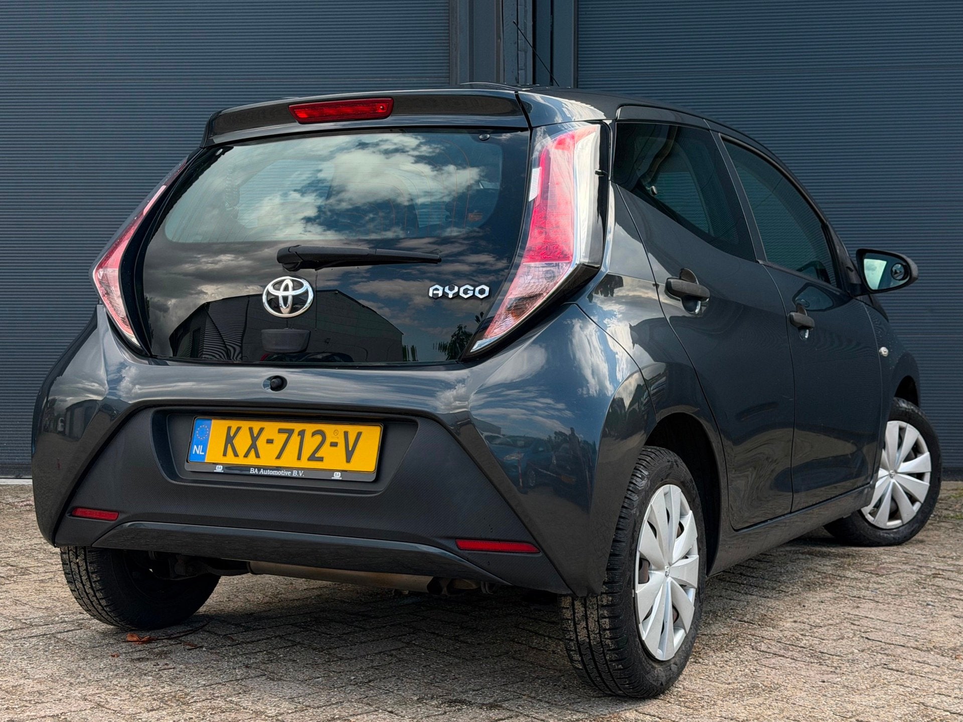 Toyota Aygo 1.0 VVT-i | Airco | Nieuwe Koppeling | Apk 01-27, Auto's, Toyota, Voorwielaandrijving, Gebruikt, Euro 6, 4 stoelen