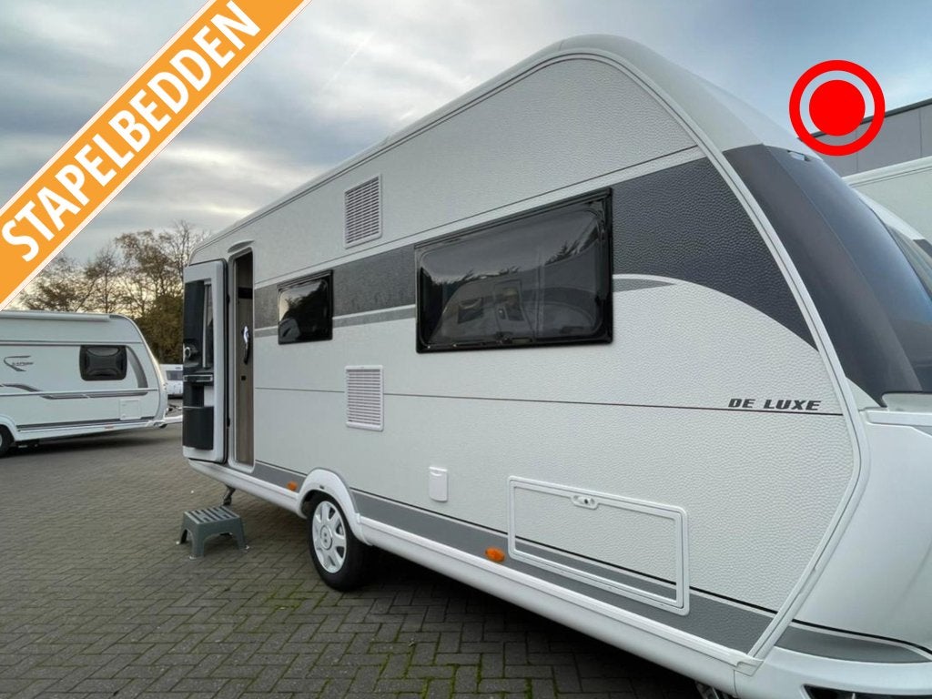 Hobby De Luxe 540 KMFE Model 2026!, Caravans en Kamperen, Schokbreker, Bedrijf, Treinzit, 6 tot 7 meter