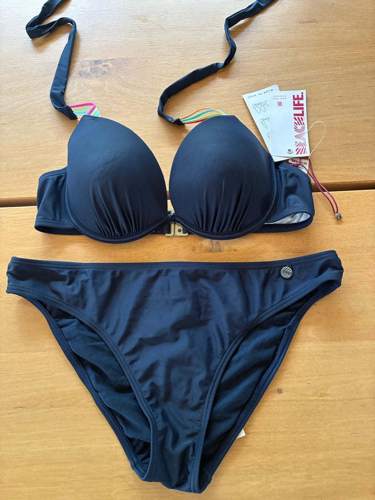 Beachlife Bikini 42B Navy Nieuw Beugel halter of schouder, Ophalen of Verzenden, Nieuw, Blauw, Bikini