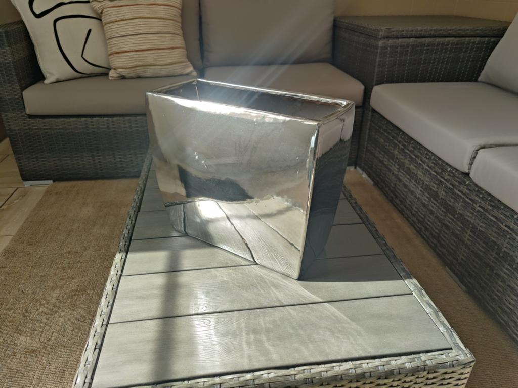 Grote zilverkleurige bloempot h32xb38xd16 cm, Ophalen, Overige materialen, Gebruikt, Minder dan 60 cm