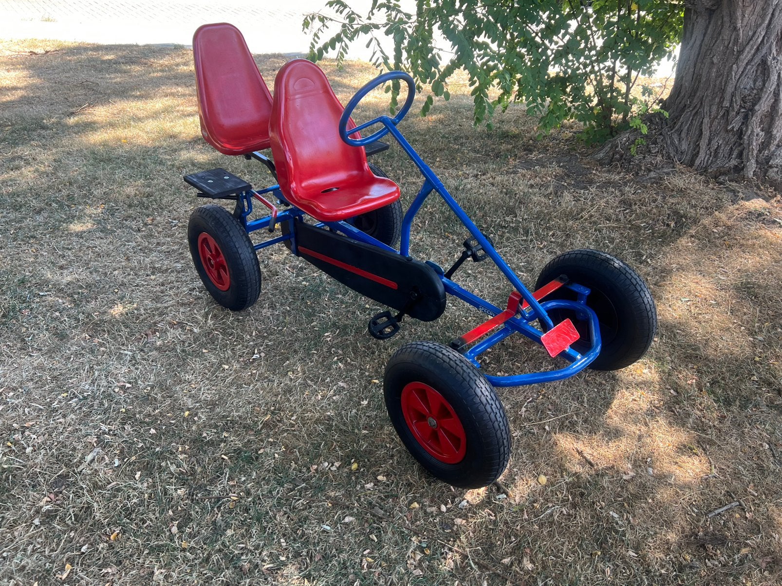Gave Berg met 2 stoelen, Ophalen, Zo goed als nieuw, Berg, Duozit