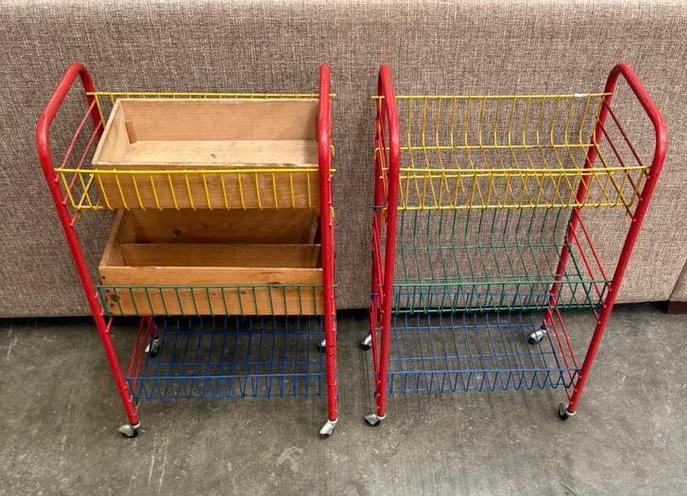2x Tomado Style gekleurd keuken trolley op wieltjes, Gebruikt, Keukentrolley, Ophalen of Verzenden, Metaal