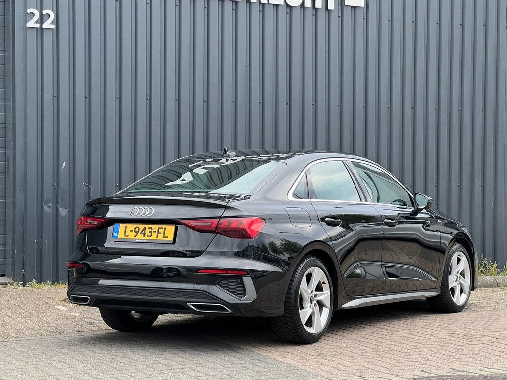 Audi A3 Limousine 35 TFSI S-Line|150PK|Virtual|Matrix|PDC|Sp, Auto's, Audi, 4 cilinders, 150 pk, Zwart, Origineel Nederlands