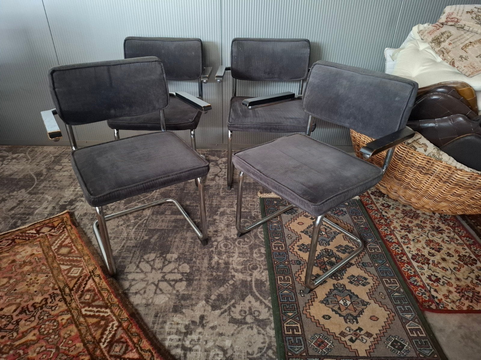 Leuke Retro Buizenframe Sledestoel arm-stoelen 4x. kijk oms, Ophalen, Gebruikt, Zwart, Vier
