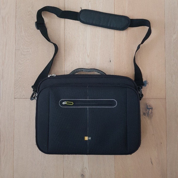 Fraaie laptoptas van Case Logic, Gebruikt, 15 inch, Aktetas, Ophalen of Verzenden