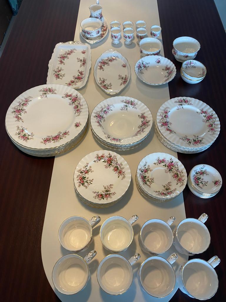 Royal Albert Lavender Rose, diverse serviesstukken., Huis en Inrichting, Keuken | Servies, Ophalen, Gebruikt, Overige typen, Overige stijlen