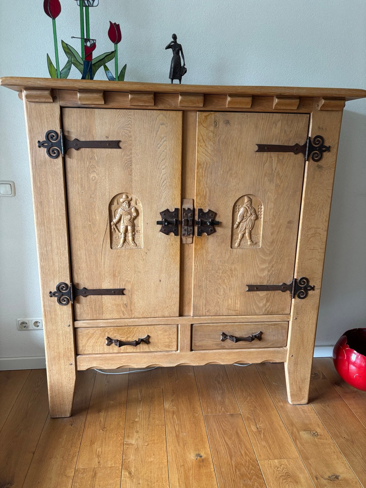 Massief eiken kast en smeedijzer vintage -retro Van Sprij, Ophalen