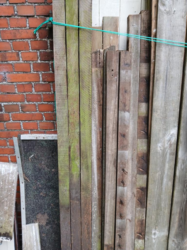 Hardhouten palen., Ophalen, Gebruikt, 180 tot 250 cm, Palen
