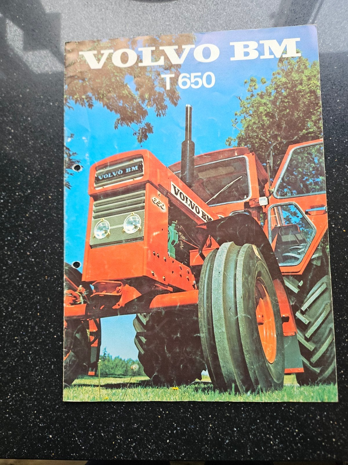 Folder Volvo BM T650, Ophalen of Verzenden, Gelezen, Folder