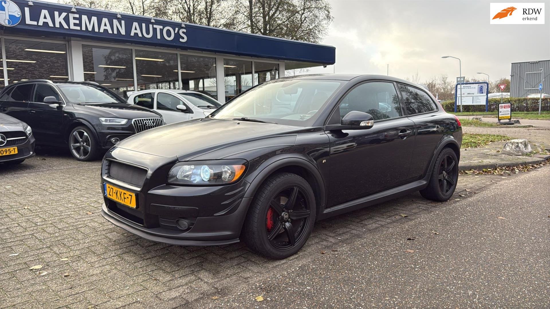 Volvo C30 1.8 Sport Blackline Huurkoop Inruil APK Garantie, 125 pk, Gebruikt, 4 cilinders, 4 stoelen