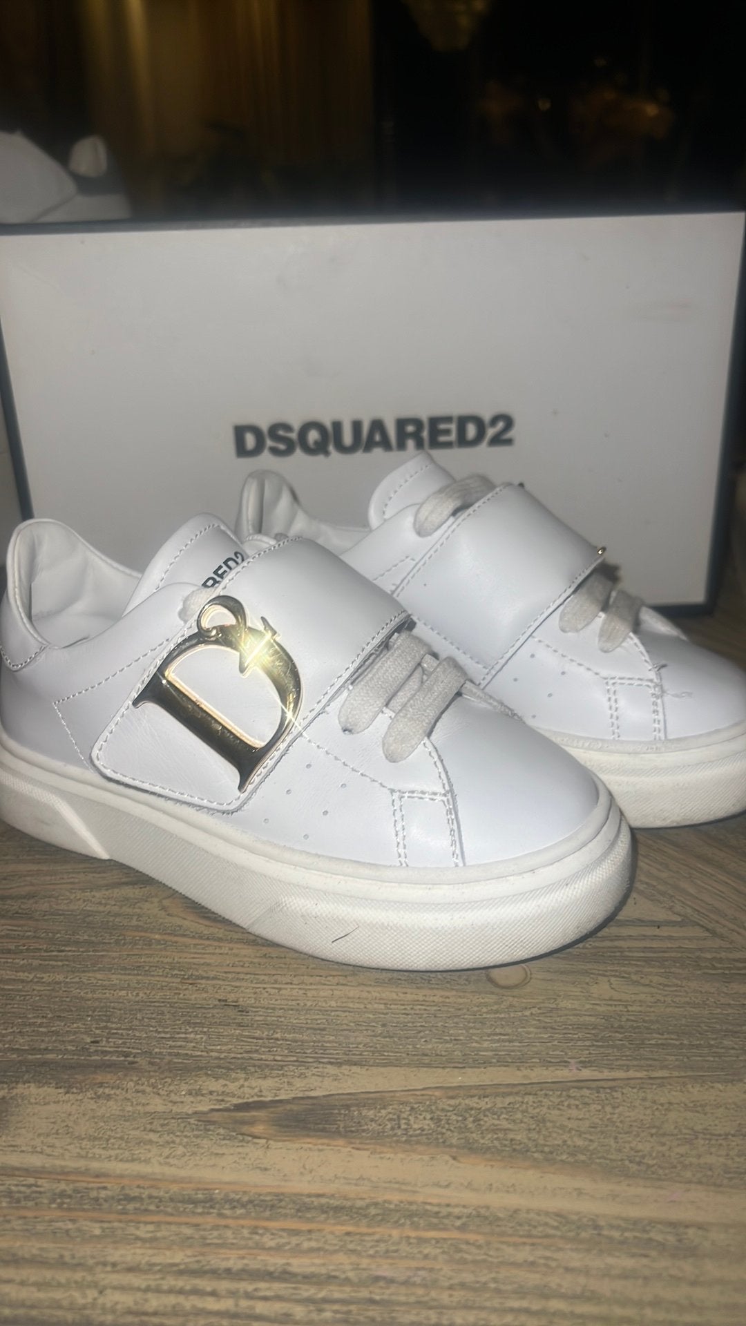 Dsquared2 sneakers kids maat 28, Ophalen, Zo goed als nieuw, Schoentjes