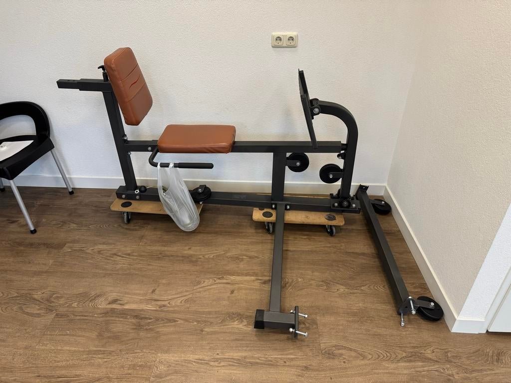 Finnlo Leg Press voor Autark- Krachttraining, Sport en Fitness, Fitnessmaterialen, Ophalen, Gebruikt, Benen, Overige typen