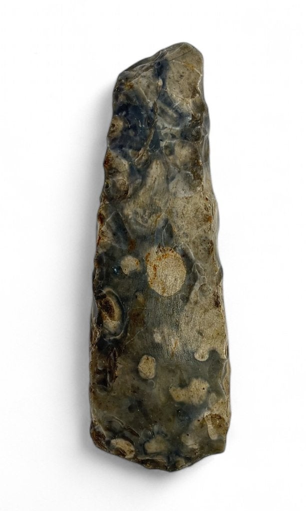 673. Prehistorische vuurstenen vuistbijl - bifaciaal bewerkt, Ophalen of Verzenden, Fossiel