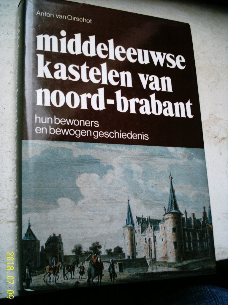 Middeleeuwse kastelen van Noord-Brabant., Ophalen of Verzenden, Zo goed als nieuw
