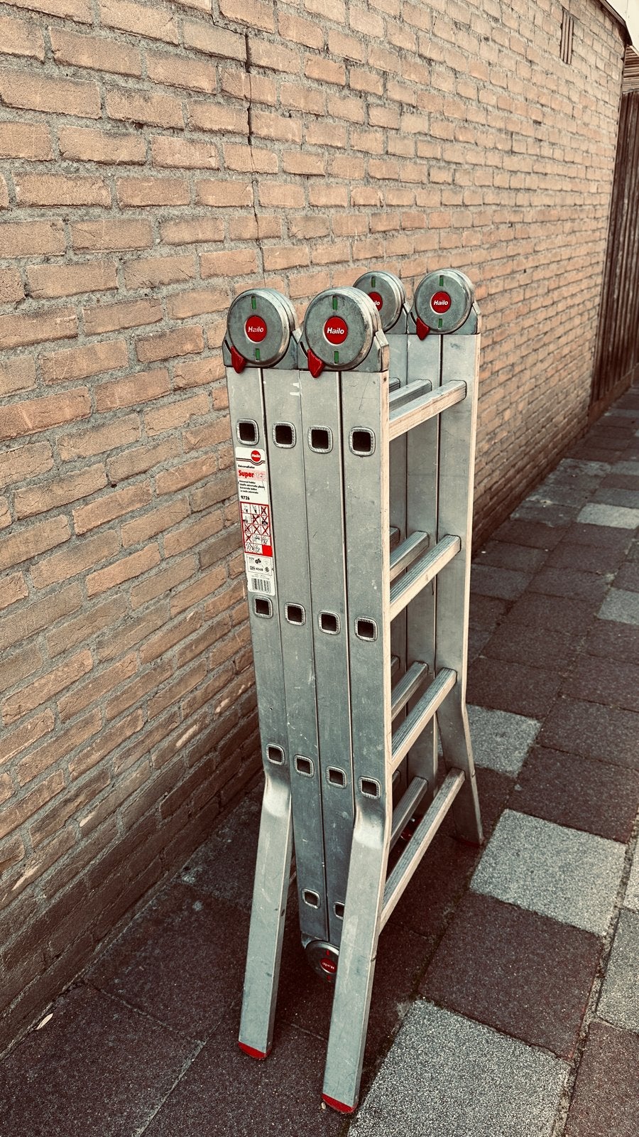 Hailo vouwladder - multifunctioneel en compact, Doe-het-zelf en Verbouw, Ladders en Trappen, Ophalen, Gebruikt, Ladder, Opvouwbaar of Inschuifbaar