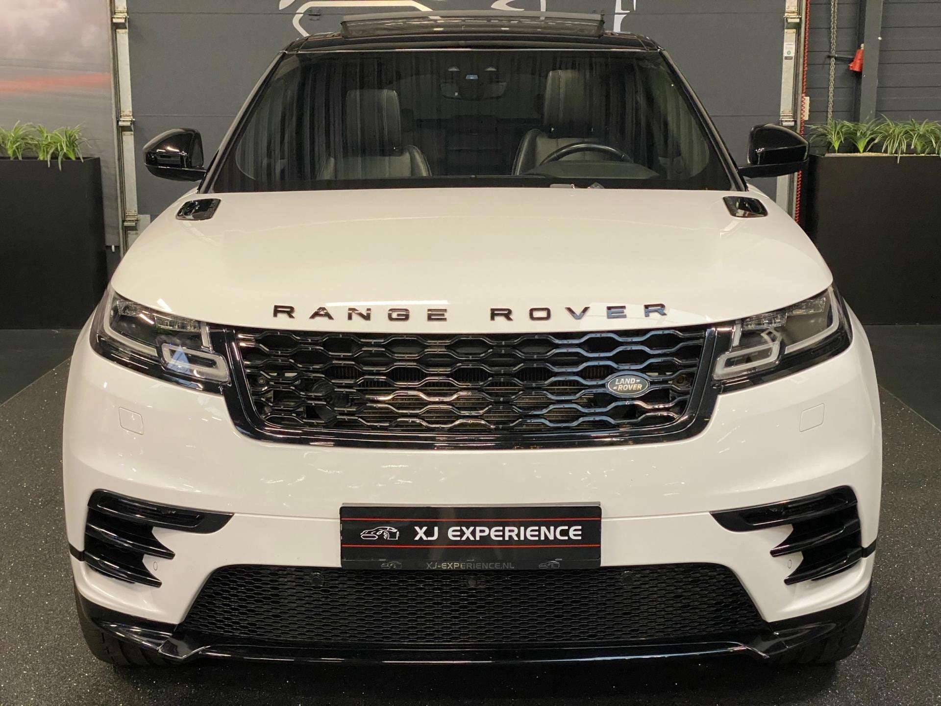 Land Rover Range Rover Velar 2.0 AWD HSE R-Dynamic PANO 241, Automaat, Gebruikt, Wit, Leder