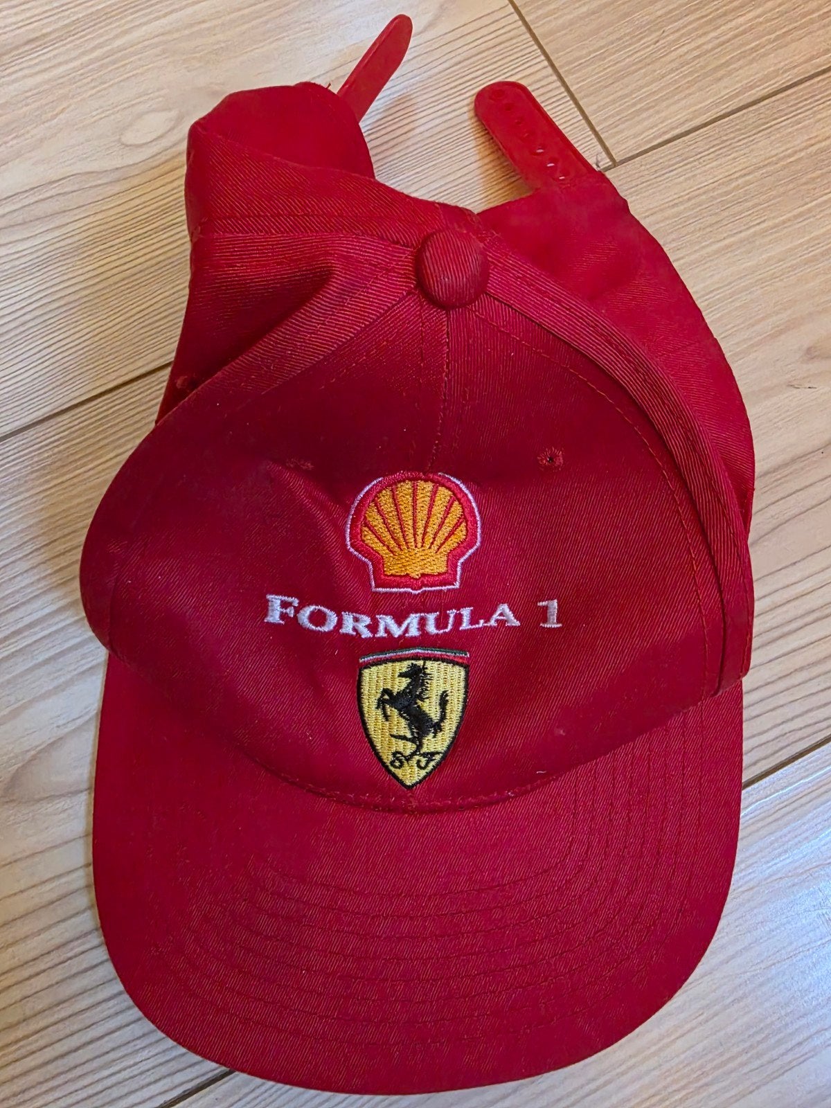 Rode Formule 1 Ferrari pet met Shell logo, Kleding | Heren, Ferrari, One size fits all, Ophalen of Verzenden, Pet