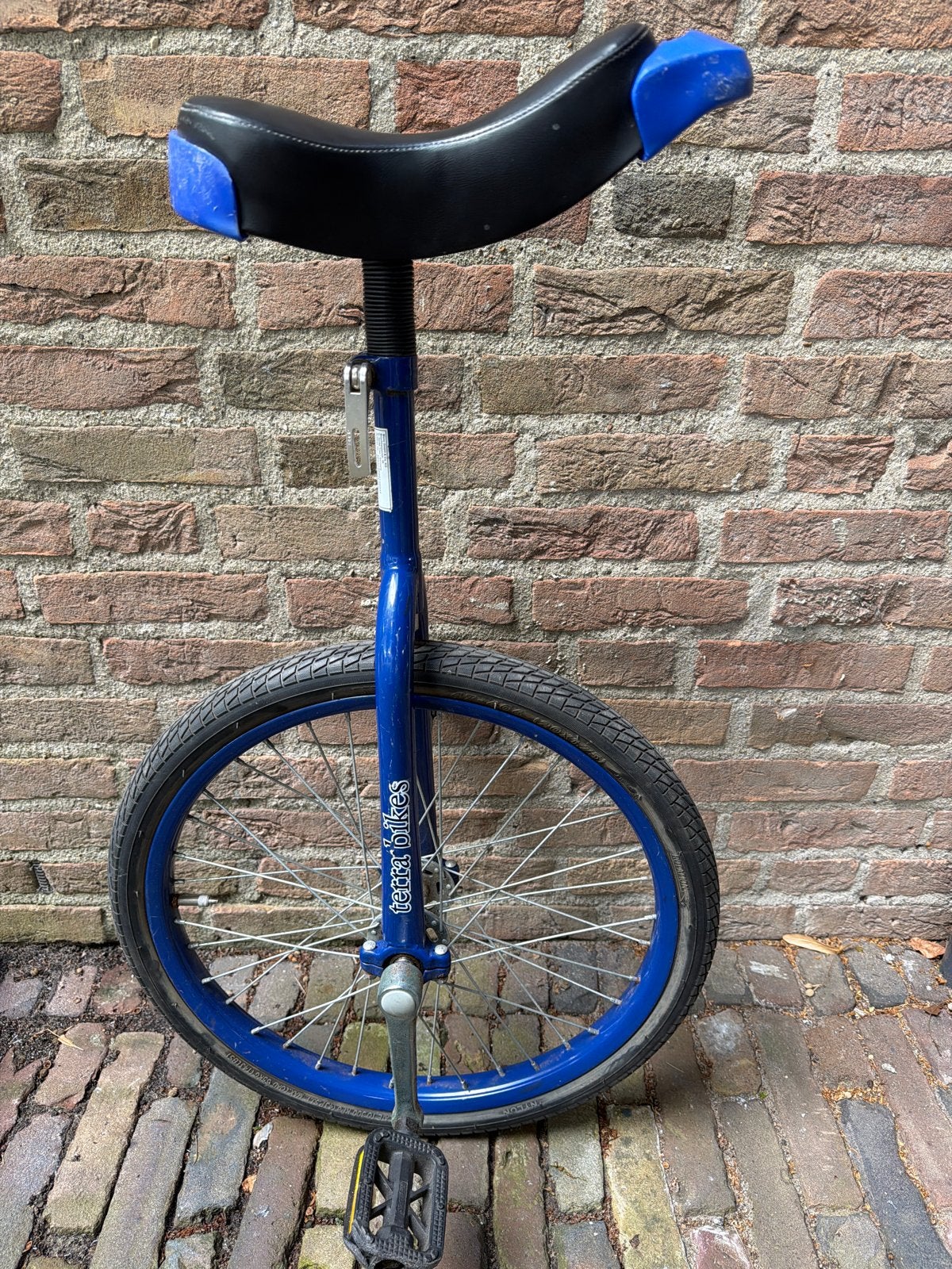 Blauwe eenwieler - Teazz Bikes, Ophalen, Gebruikt
