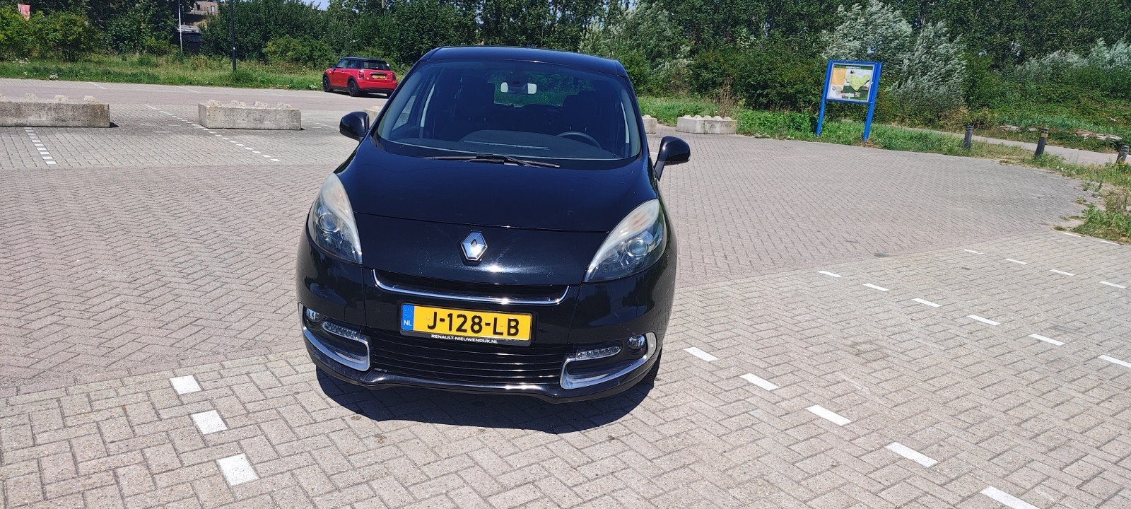 Renault Scénic 1.2 TCE 85KW 2012 Zwart, Auto's, Voorwielaandrijving, Leder en Stof, Zwart, Handgeschakeld