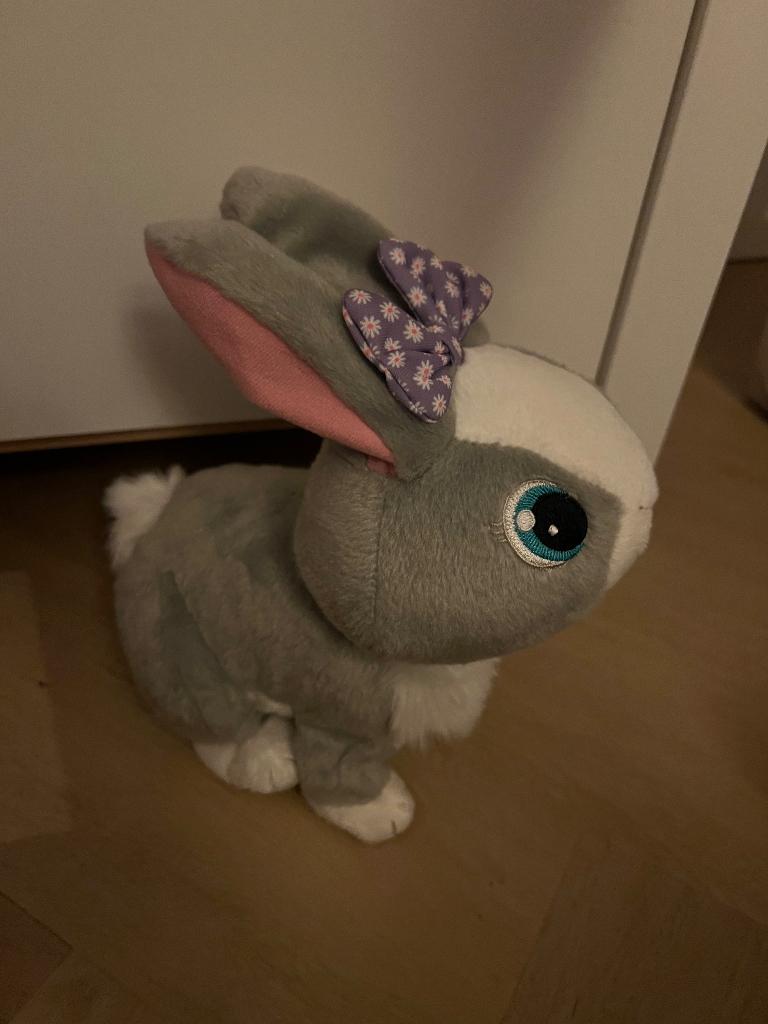 Club Petz - Betsy Interactief Konijntje, Ophalen, Zo goed als nieuw, Met geluid