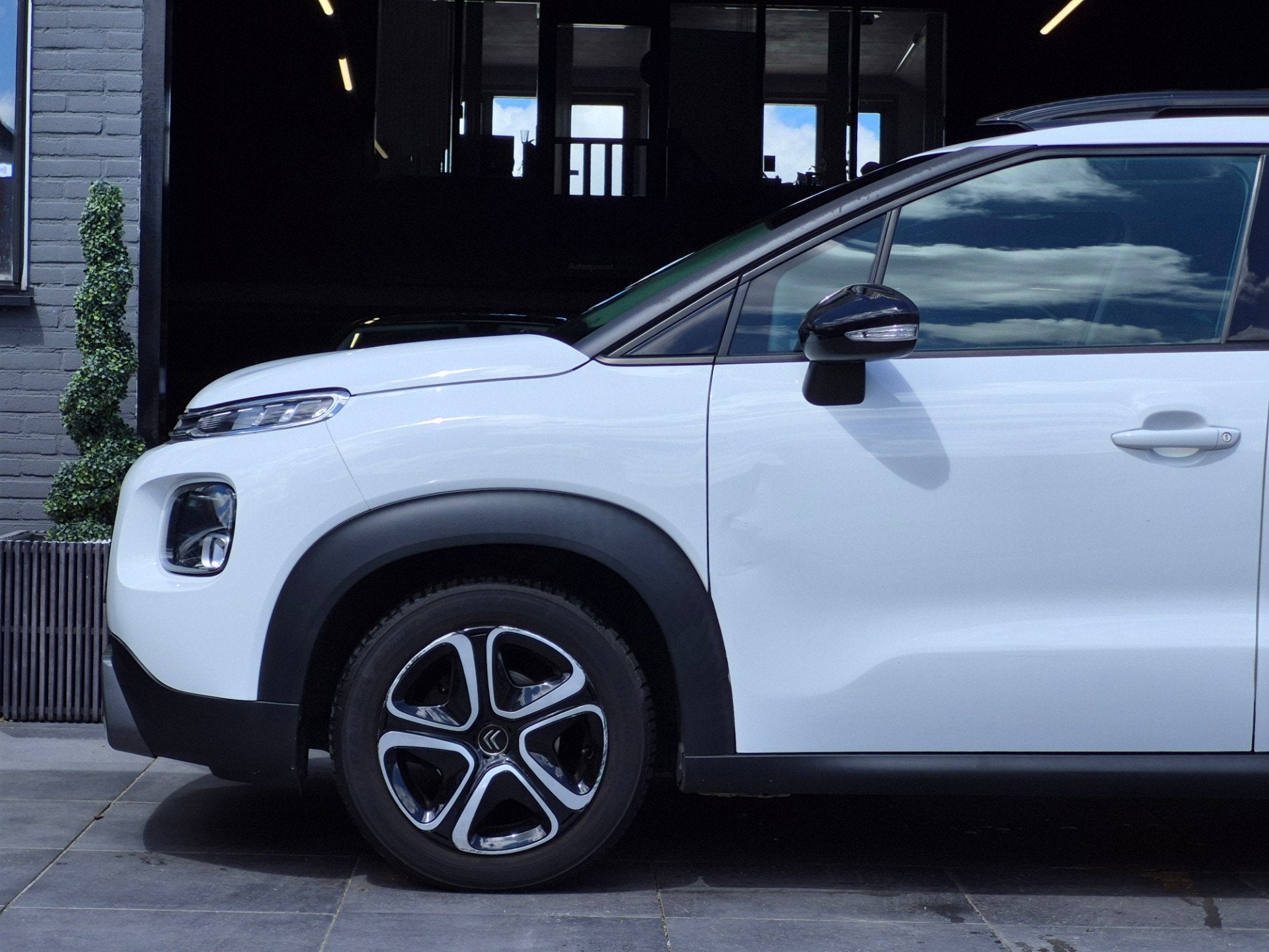 Citroen C3 Aircross 1.2 PureTech Feel Carplay|Cruise|Airco, Voorwielaandrijving, Gebruikt, 1199 cc, Met garantie (alle)