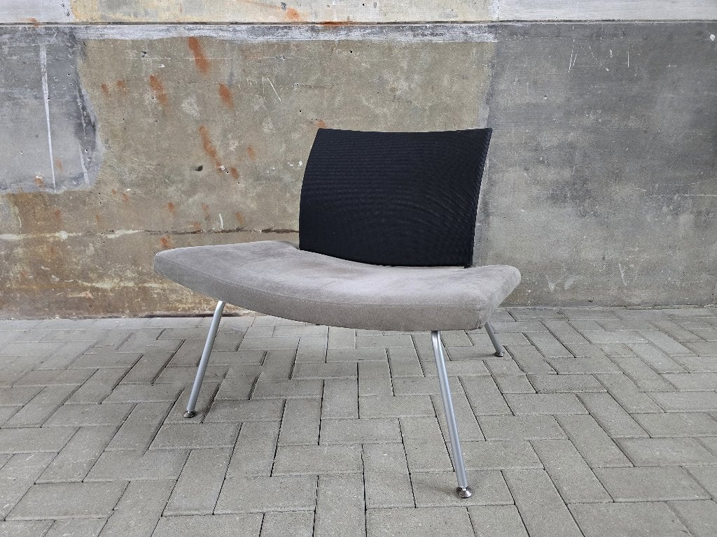 Jaren 90 Design Stoel Grijs & Zwart Suede Leer | KFF Design, Gebruikt, Ophalen of Verzenden, Leer, Minimalistisch Modern Jaren 90