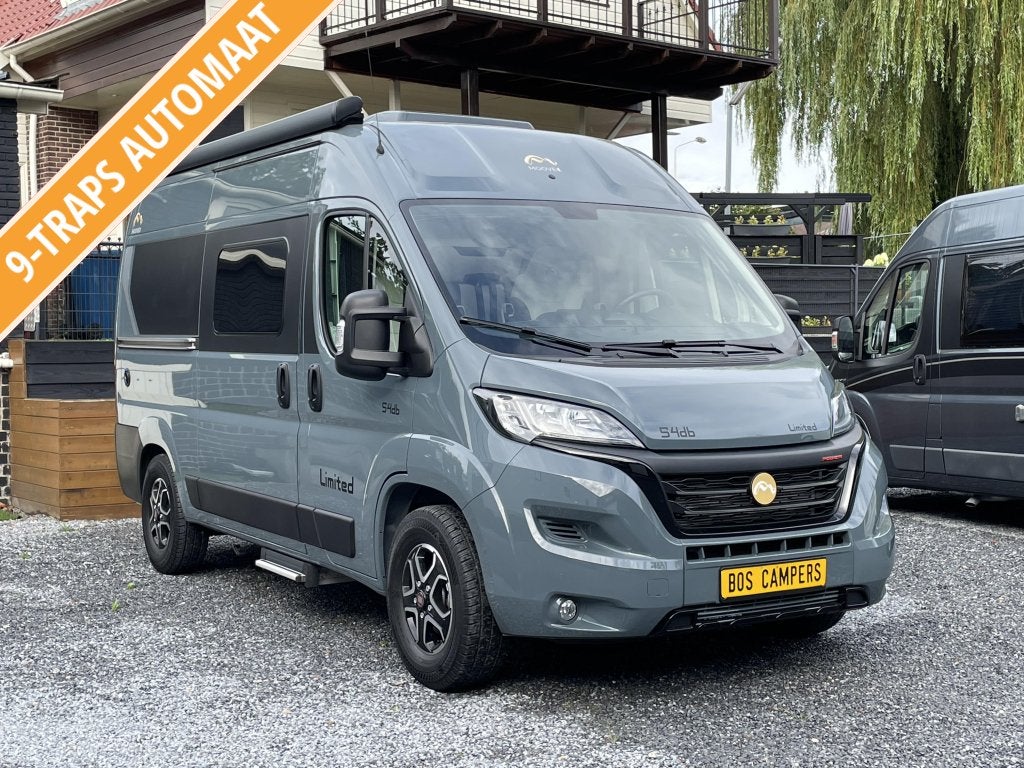 Mooveo 54 DB AUTOMAAT 5.40 Mtr 2023 Mooie Extra's, Caravans en Kamperen, Buscamper of Camperbus, Fiat, Diesel, 5 tot 6 meter