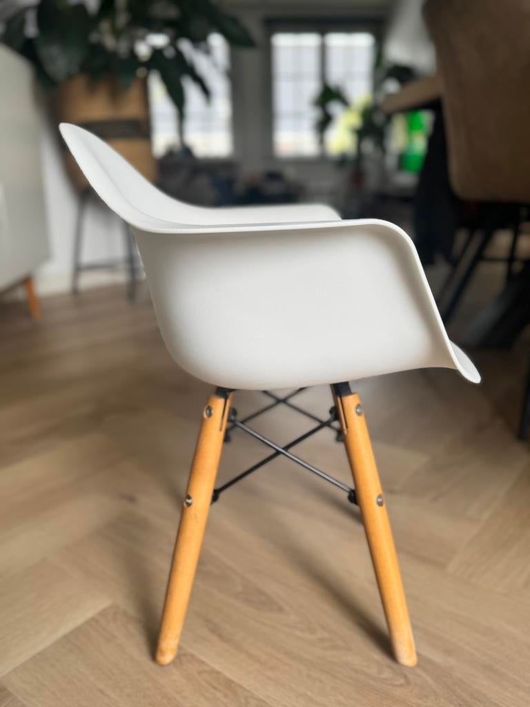 Eames stijl kinderstoel wit | kuipstoel kids, Ophalen of Verzenden, Gebruikt, Overige typen