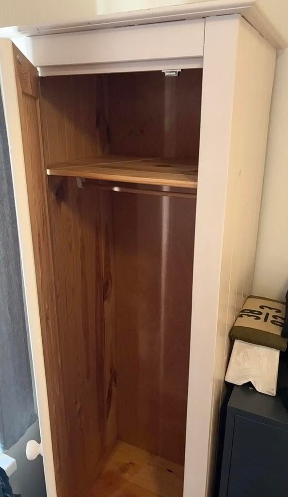 Brocante witte kledingkast, Huis en Inrichting, Met plank(en), Zo goed als nieuw, 50 tot 75 cm, 50 tot 100 cm