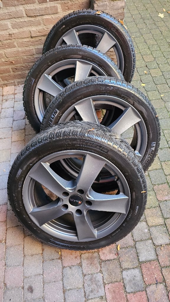 Set velgen 7,5J x 17 ET52.5 & winterbanden 225/45 R17 + TPMS, Ophalen, Gebruikt, Banden en Velgen, 17 inch