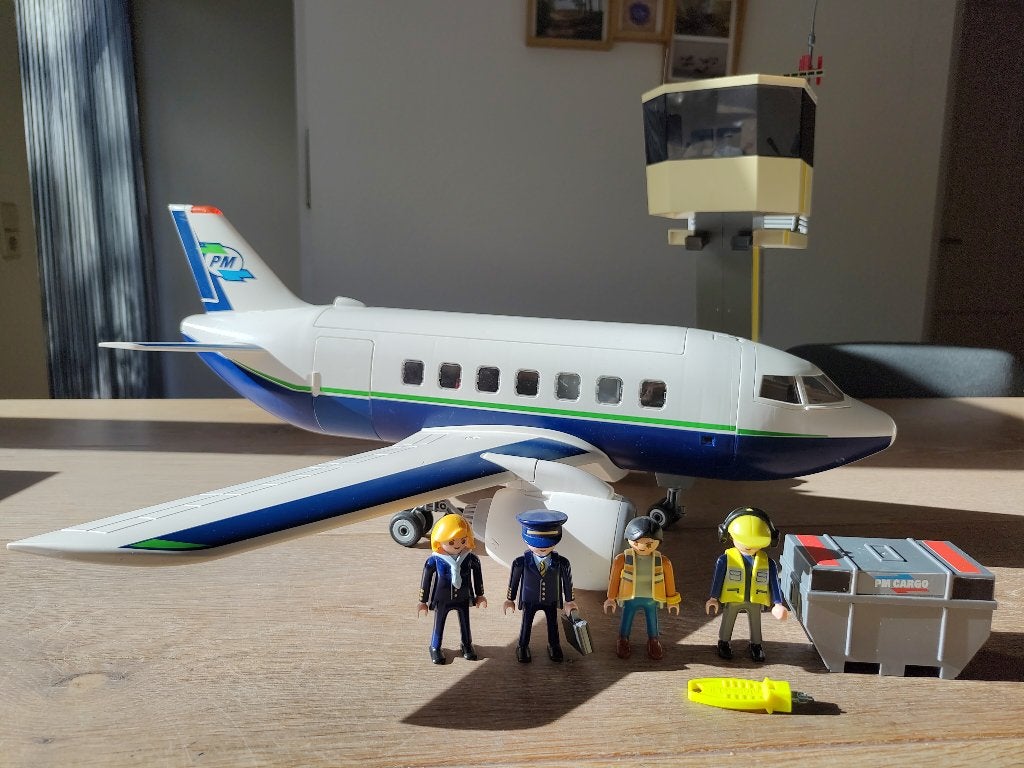 Playmobil Groot passagiersvliegtuig met verkeerstoren - 5261, Ophalen of Verzenden, Gebruikt, Complete set