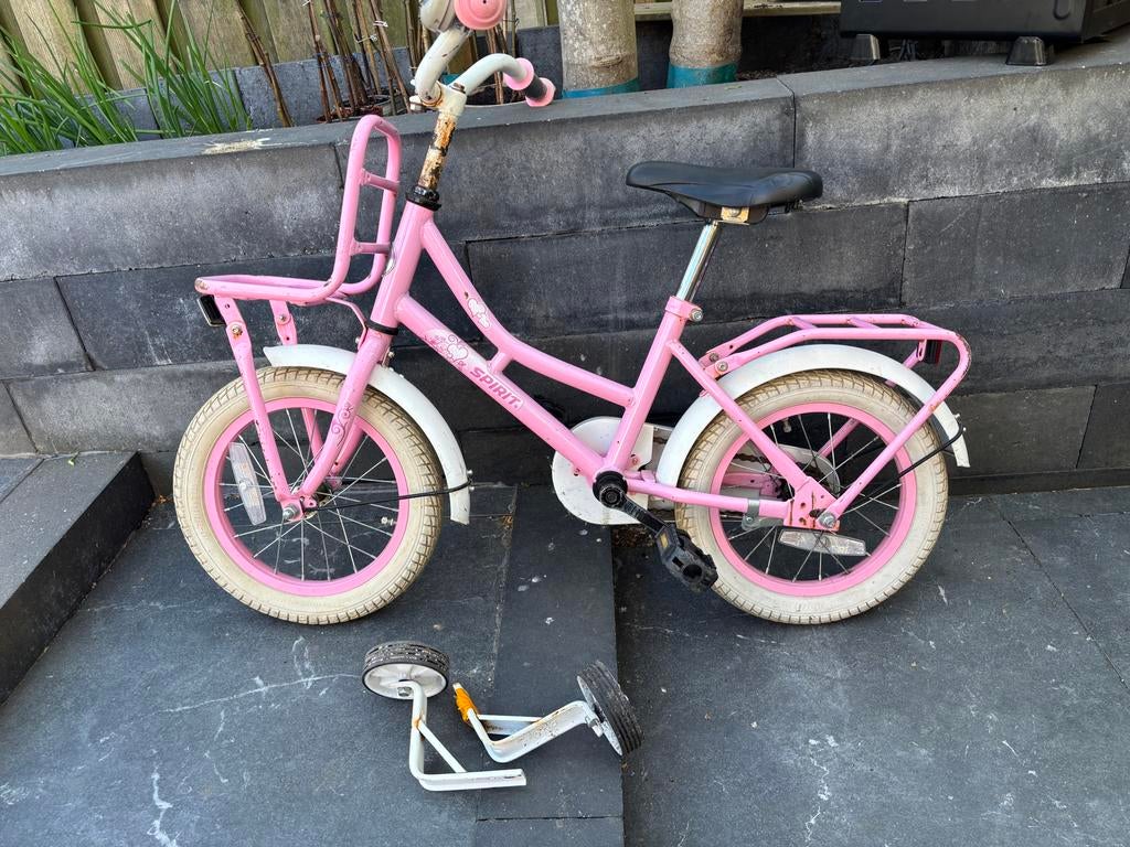 Roze kinderfiets met zijwieltjes - Spirit, Terugtraprem, Zijwieltjes, Ophalen of Verzenden, 16 tot 20 inch