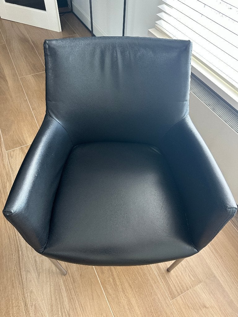 6 moderne/design stoelen van Bree's New World, model Invito, Ophalen, Gebruikt, Zwart, Leer