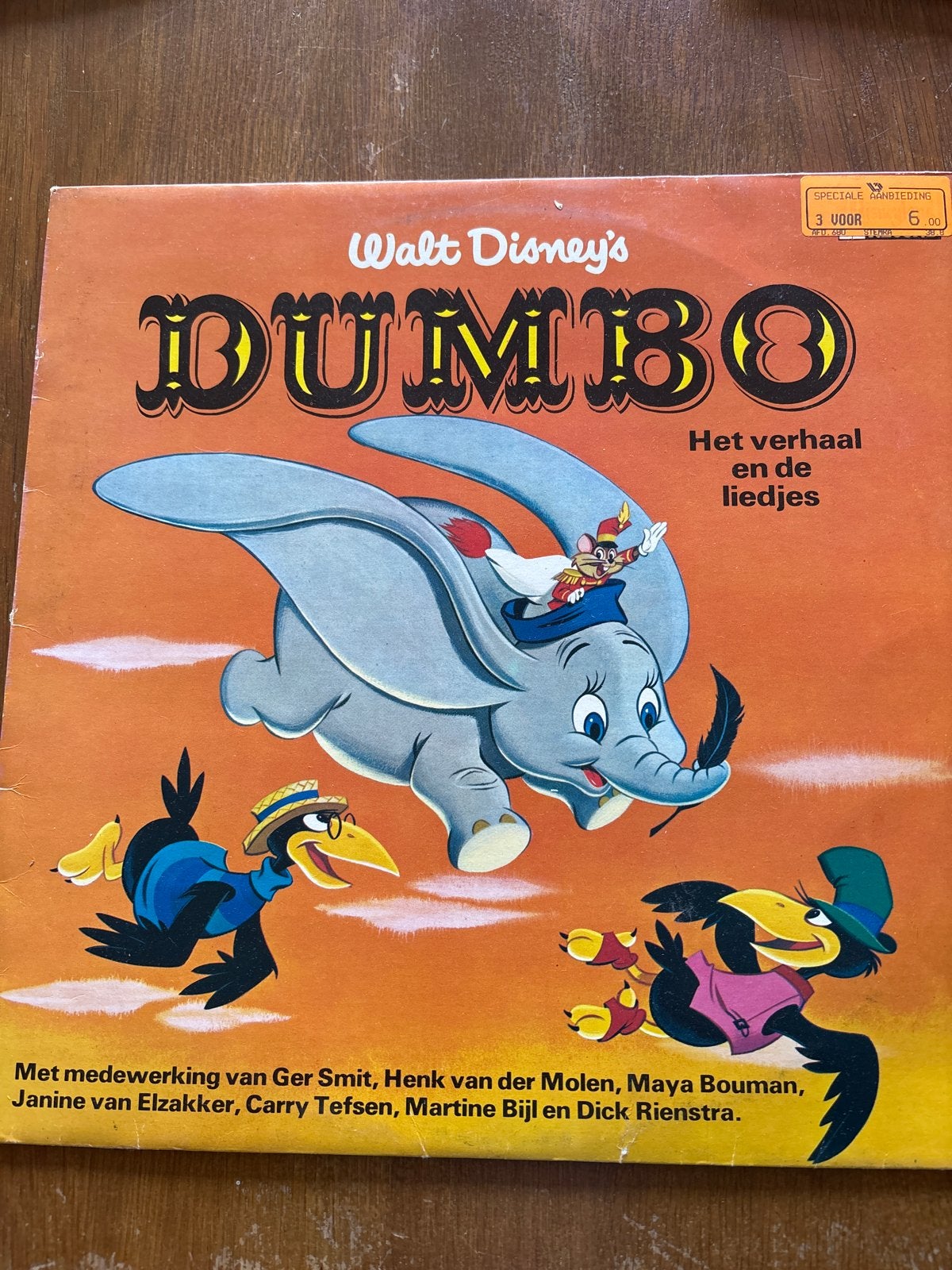 Walt Disney's Dombo - Het verhaal en de liedjes (LP), Cd's en Dvd's, Vinyl | Kinderen en Jeugd, Ophalen of Verzenden, Gebruikt