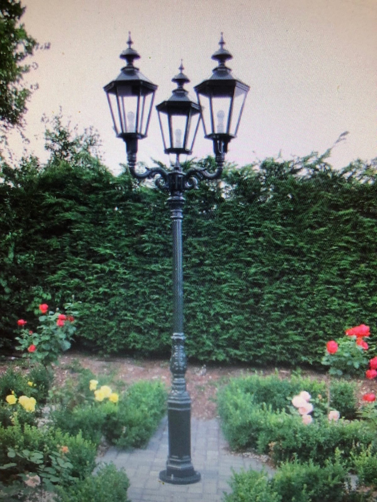 Antieke gietijzeren lantaarnpaal met 3 lampen, Tuin en Terras, Ophalen, Gebruikt, Minder dan 50 watt, Overige typen
