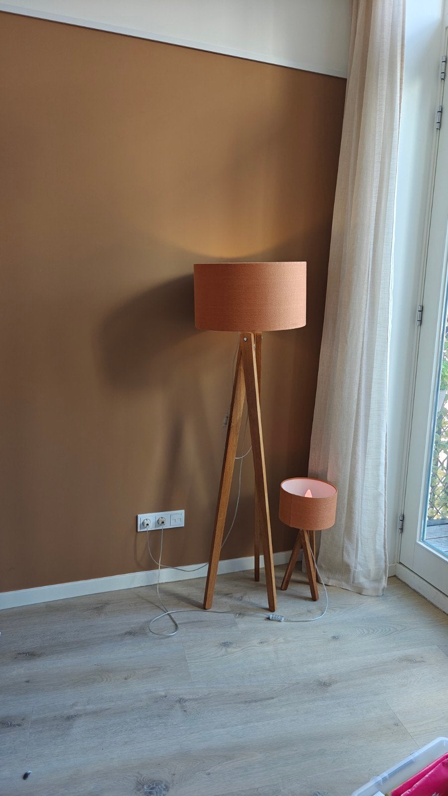 Set van 3 massief eiken tripod lampen, Huis en Inrichting, Lampen | Vloerlampen, Gebruikt, E27 (groot), 150 tot 200 cm, Ophalen